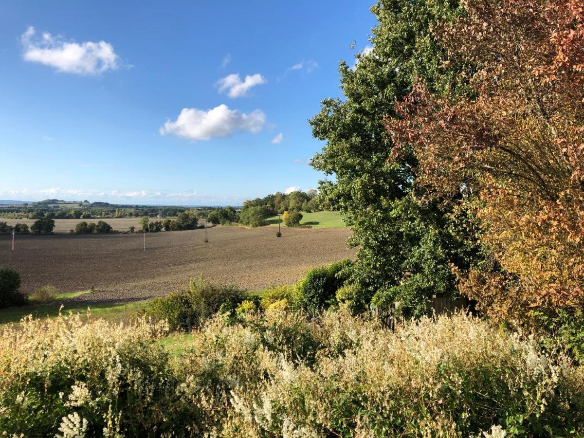La Ferme Buissonniere Bed & Breakfast Bardou ภายนอก รูปภาพ