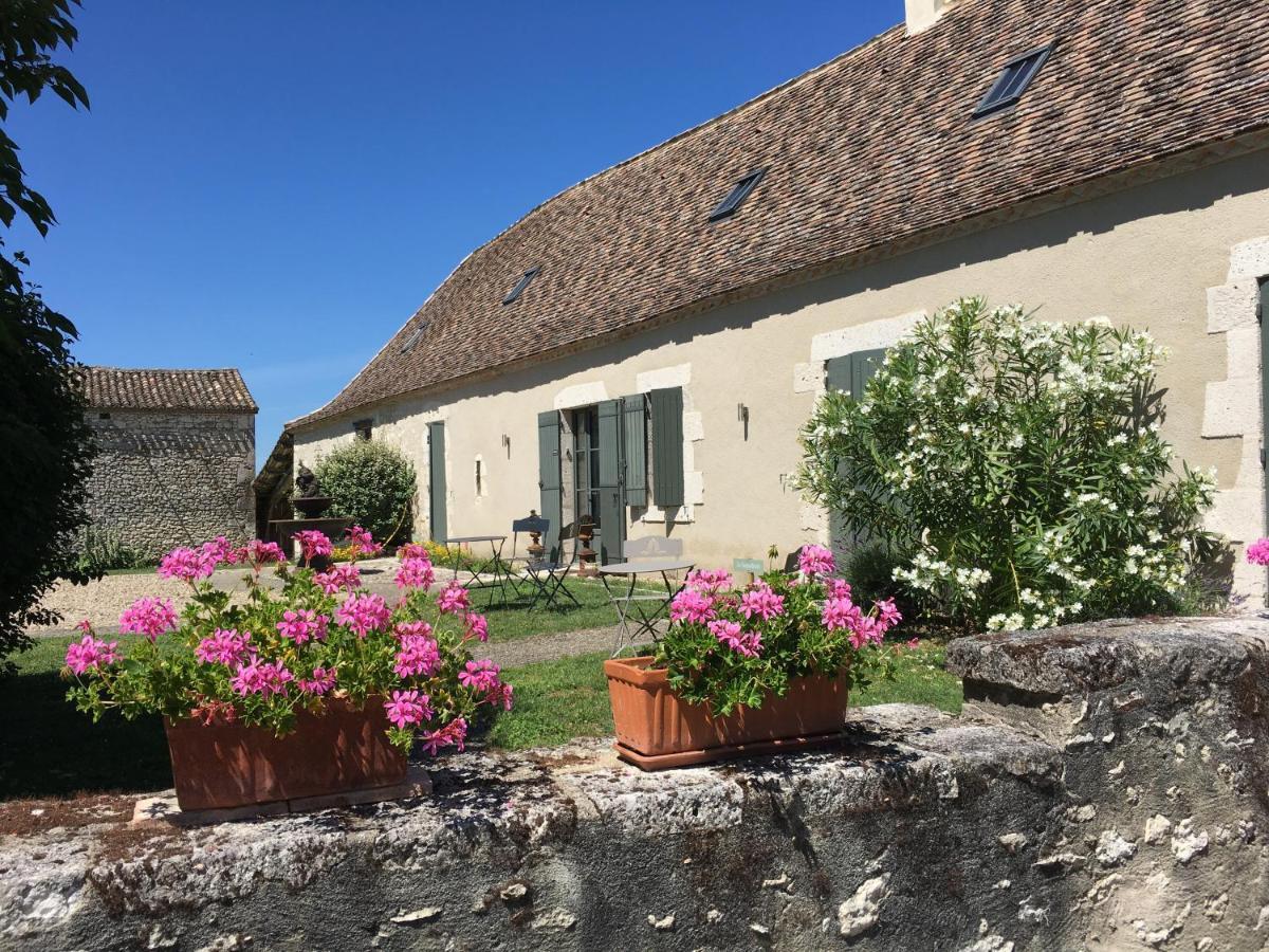 La Ferme Buissonniere Bed & Breakfast Bardou ภายนอก รูปภาพ