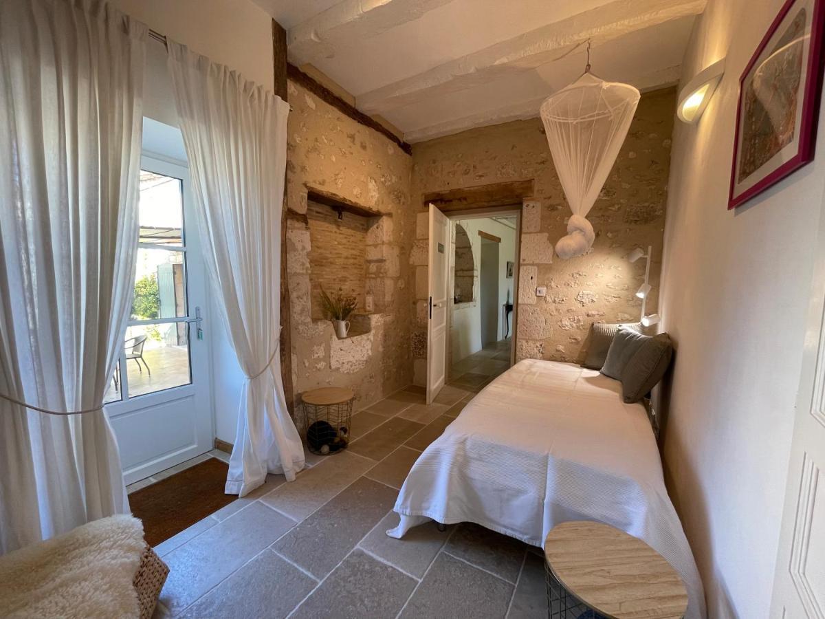 La Ferme Buissonniere Bed & Breakfast Bardou ภายนอก รูปภาพ