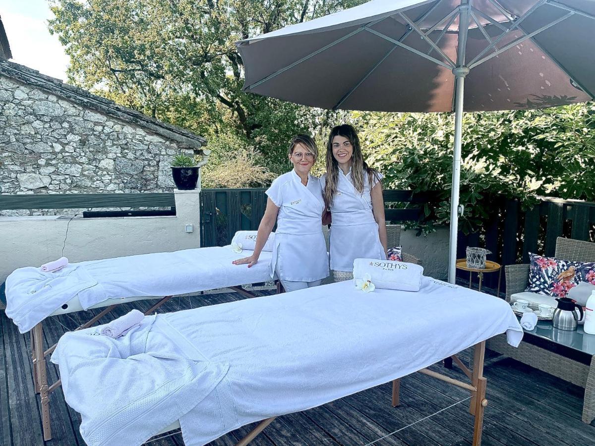 La Ferme Buissonniere Bed & Breakfast Bardou ภายนอก รูปภาพ